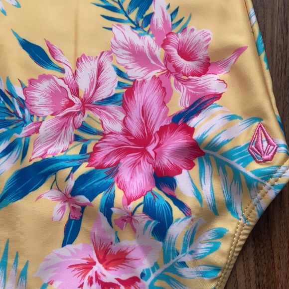 Volcom Flower Girl One Piece - Picture 11 of 12